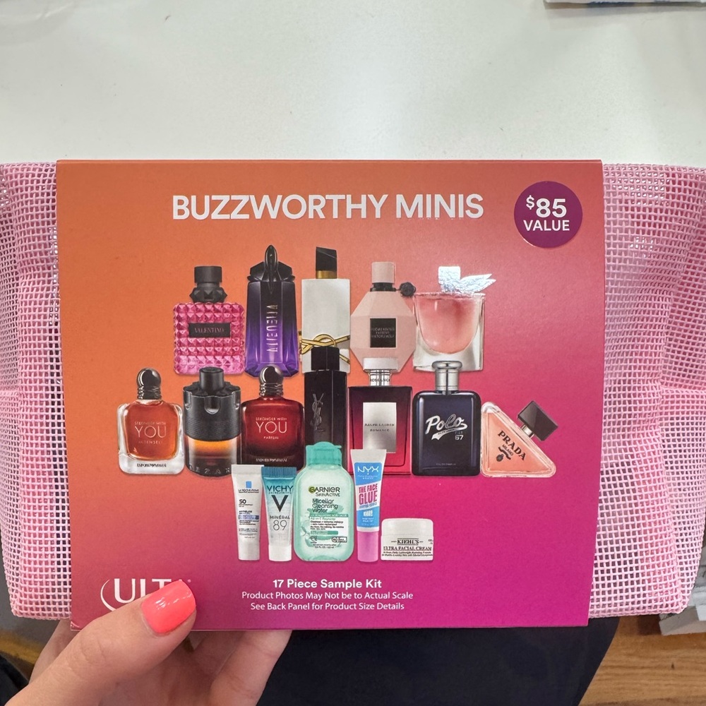 Buzzworthy Minis 17 Piece Sample Kit